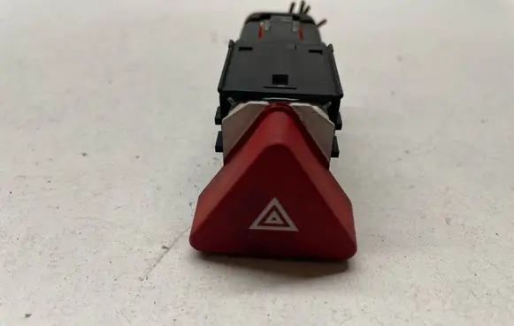 Volkswagen Golf Plus Hazard light switch 5M0953509A