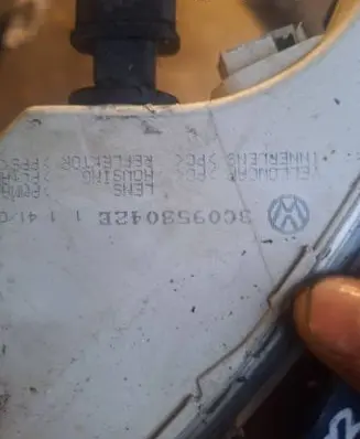 Volkswagen PASSAT B6 Front indicator light 3C0953042E
