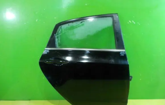 Hyundai i30 Rear door XP182