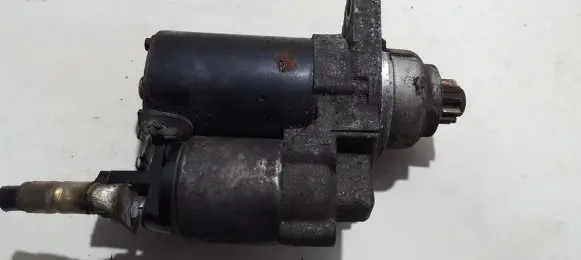 Volkswagen Golf VI Starter motor 02T911023M 0001120408
