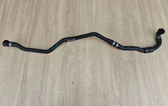BMW 8 G16 Engine coolant pipe/hose 8573220