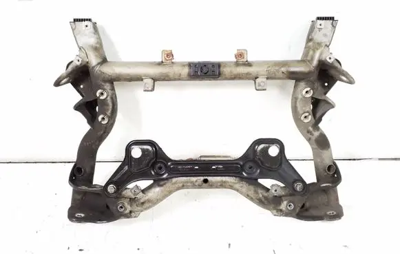 Mercedes-Benz E W212 Front subframe A2126280057 A2126280557