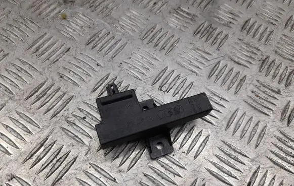 Audi Q5 SQ5 Keyless (KESSY) go control unit/module 8K0907247