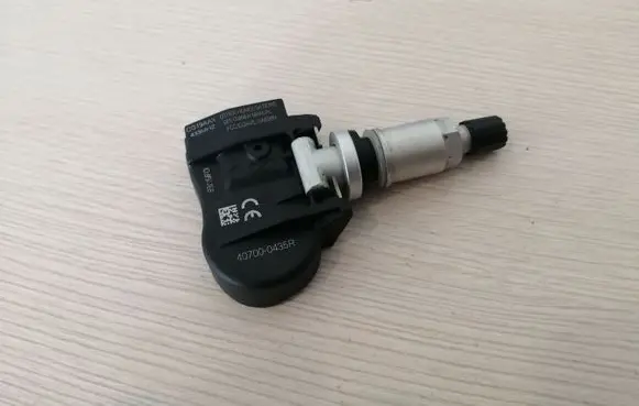 Renault Zoe Tire pressure sensor 407000435R