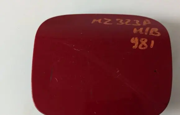 Mazda 323 Fuel tank cap