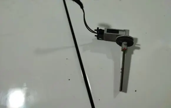 Volkswagen Golf V Interior temperature sensor 4B0820539