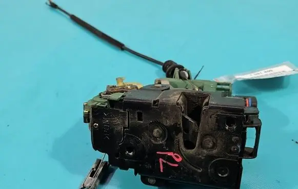 Seat Toledo II (1M) Front door lock IMPRK1591899