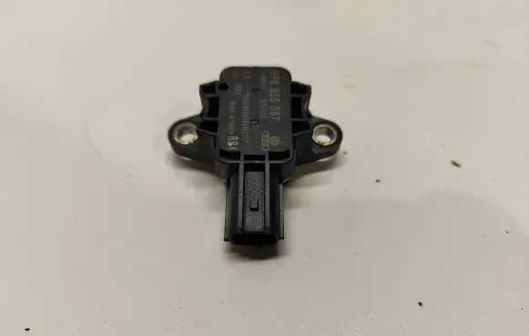 Audi A4 S4 B7 8E 8H Airbag deployment crash/impact sensor 8P0955557