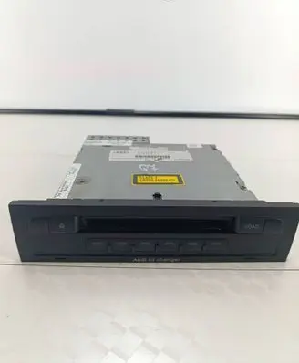 Audi Q7 4L CD/DVD changer 4L0035111 4L0910111A