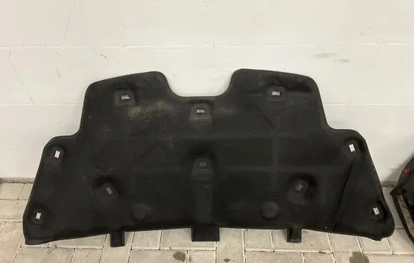 Ford Fiesta Engine bonnet/hood sound/heat insulation 