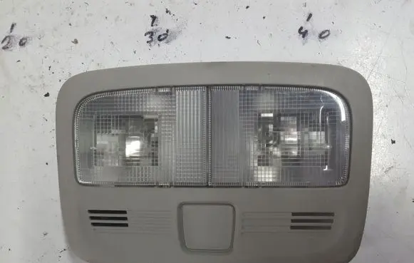 Suzuki Vitara (LY) Front seat light