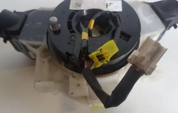 Nissan X-Trail T30 Airbag slip ring squib (SRS ring) 8H905 25560