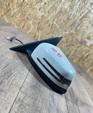 Mercedes-Benz E C207 W207 Front door electric wing mirror A2078105116