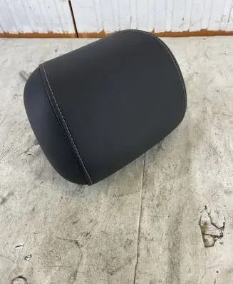 Opel Insignia B Rear seat headrest 