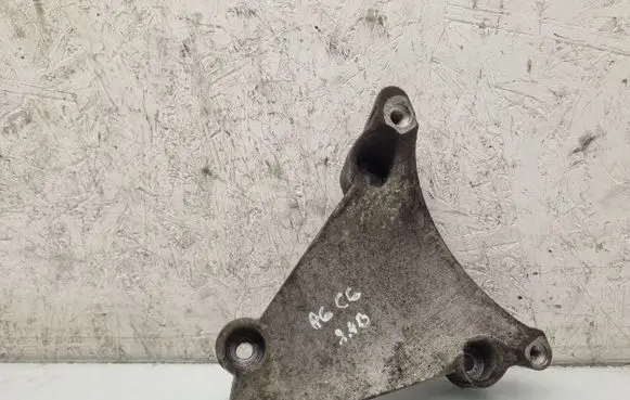 Audi A6 S6 C6 4F A/C compressor mount bracket 06E260835C