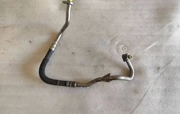 Volvo V60 Air conditioning (A/C) pipe/hose 31315120