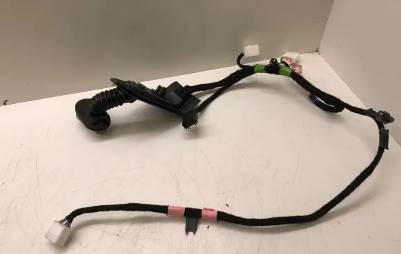 Mazda 3 III Rear door wiring loom BHS367220