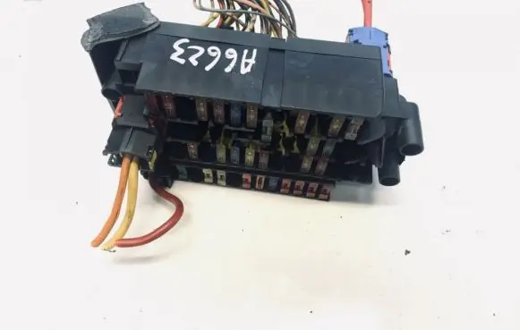 Peugeot 206 Fuse box set 9641325580