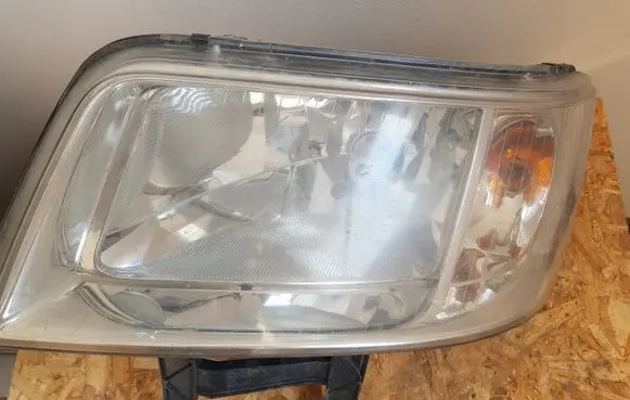 Volkswagen Transporter - Caravelle T5 Headlight/headlamp 7H1941015S