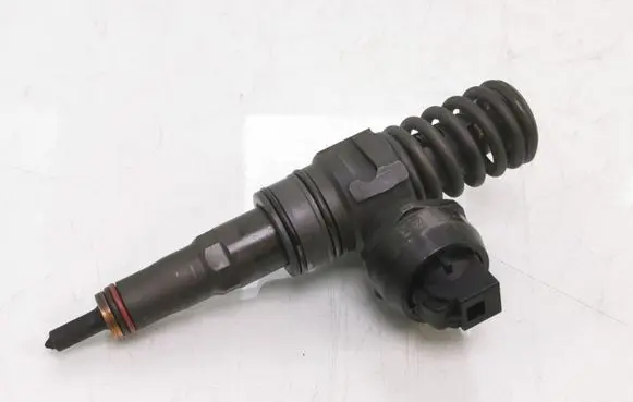Audi A3 S3 8P Fuel injector 038130073BN 0414720313