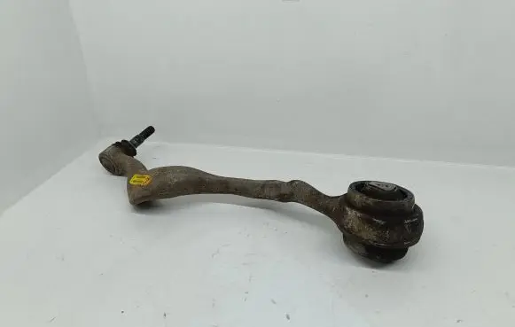 BMW 1 E81 E87 Front lower control arm/wishbone 6765305