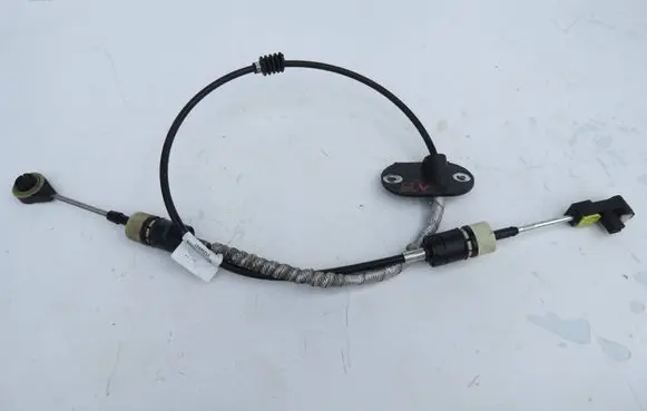 Volvo S60 Gear shift cable linkage 617008