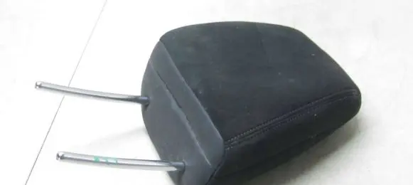 Honda CR-V Front seat headrest 