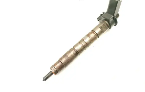 BMW 7 F01 F02 F03 F04 Fuel injector 7805428 0445116024