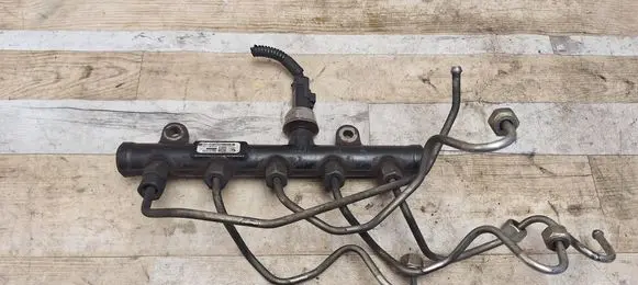 Volvo V50 Fuel main line pipe 9681649580 12814828