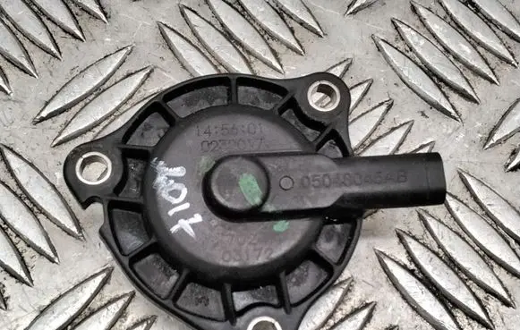 Chrysler Pacifica Camshaft pulley/ VANOS 05048045AB