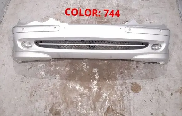 Mercedes-Benz C W203 Front bumper 2038851425 2038856321