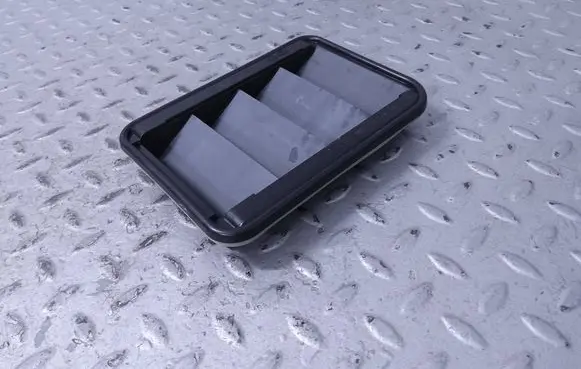BMW X1 U11 Quarter panel pressure vent 9201647 64229201647