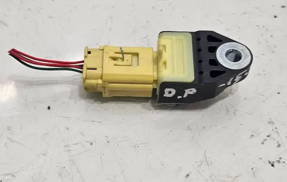 Toyota Prius (XW30) Airbag deployment crash/impact sensor 8983175010