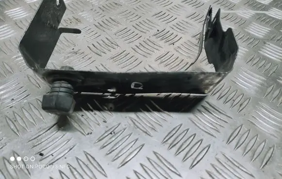 Jeep Cherokee Engine bonnet/hood prop rod/strut 