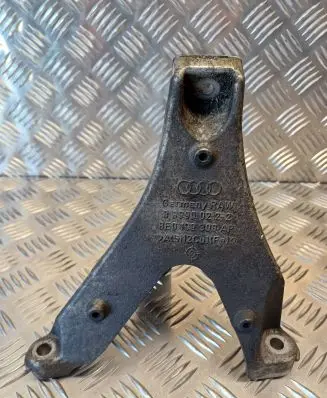 Audi A4 S4 B7 8E 8H Engine mounting bracket 8E0199308AP 889900222