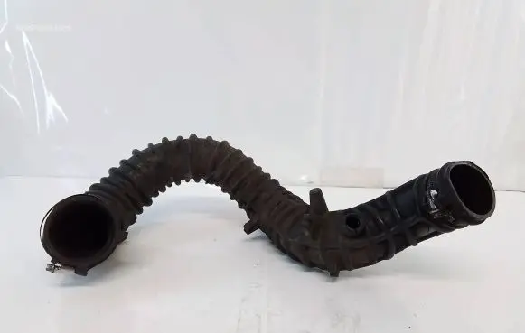 Opel Vivaro Air intake hose/pipe 93858731 8200607746