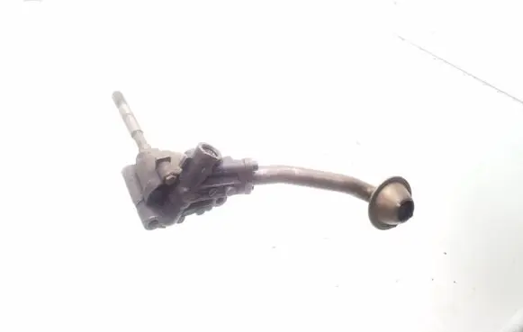 Audi A6 S6 C4 4A Oil pump 058115153A