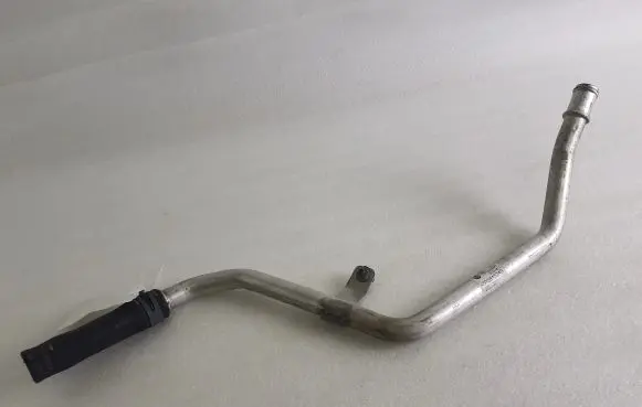 Porsche Cayenne (92A) Engine coolant pipe/hose 7P0815249 AF03031900