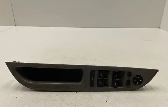 BMW 5 E60 E61 Electric window control switch 9122111 08W30E05