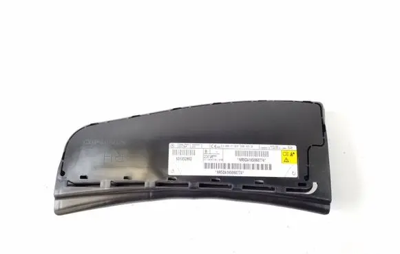 Infiniti Q30 Seat airbag NR5DA165060774