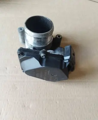 Volkswagen Tiguan Throttle valve 03L128063R A2C31762900 0205112359