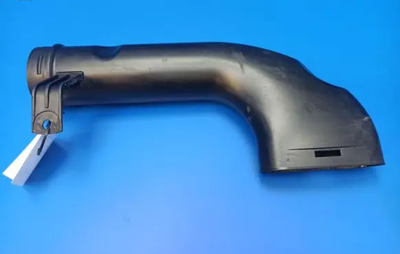 Mercedes-Benz C W203 Air intake duct part A2035280607