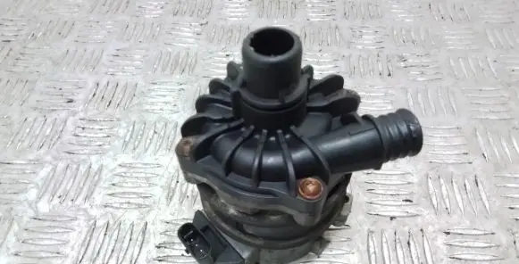 BMW 7 F01 F02 F03 F04 Electric auxiliary coolant/water pump 7587374