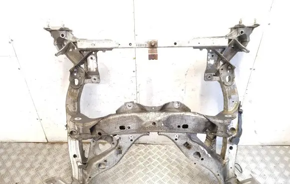 BMW 5 F10 F11 Front subframe 6796693 VT6N54LL 4M56N54L