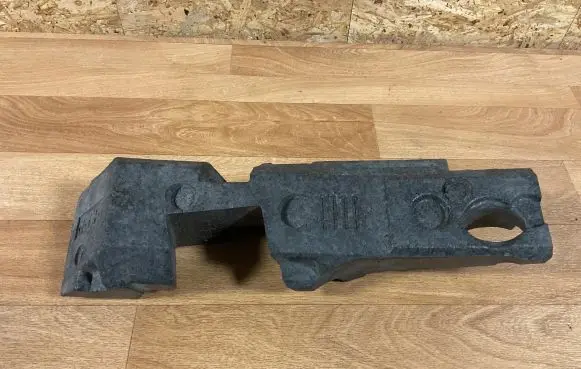 Mercedes-Benz E W212 Front bumper foam support bar A2128850637