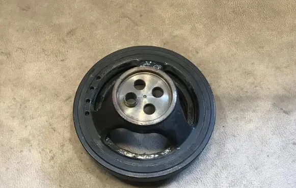 Mercedes-Benz E W212 Crankshaft pulley 201613G0