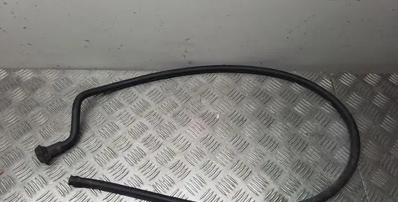 Porsche Macan (95B) Water drain line hose 95B877204