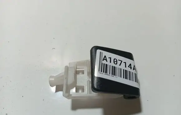 Toyota Avensis T250 Engine bonnet (hood) release handle 