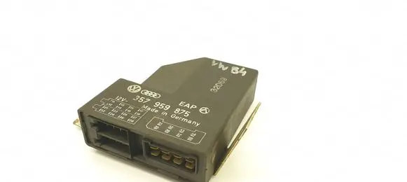 Volkswagen PASSAT B4 Comfort/convenience module 357959875