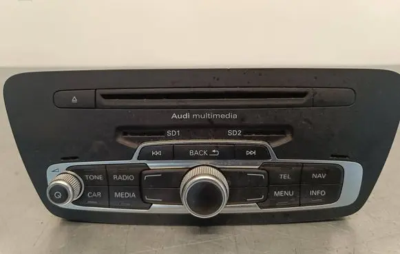 Audi Q3 8U Radio/CD/DVD/GPS head unit 8U0035192C 8U0035192E